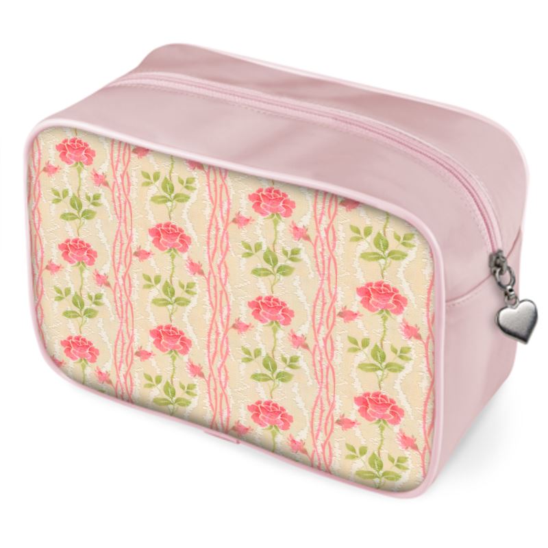 Roses Tapestry Wash Bag
